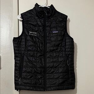 Patagonia Black Quilted Vest with Zip Pockets